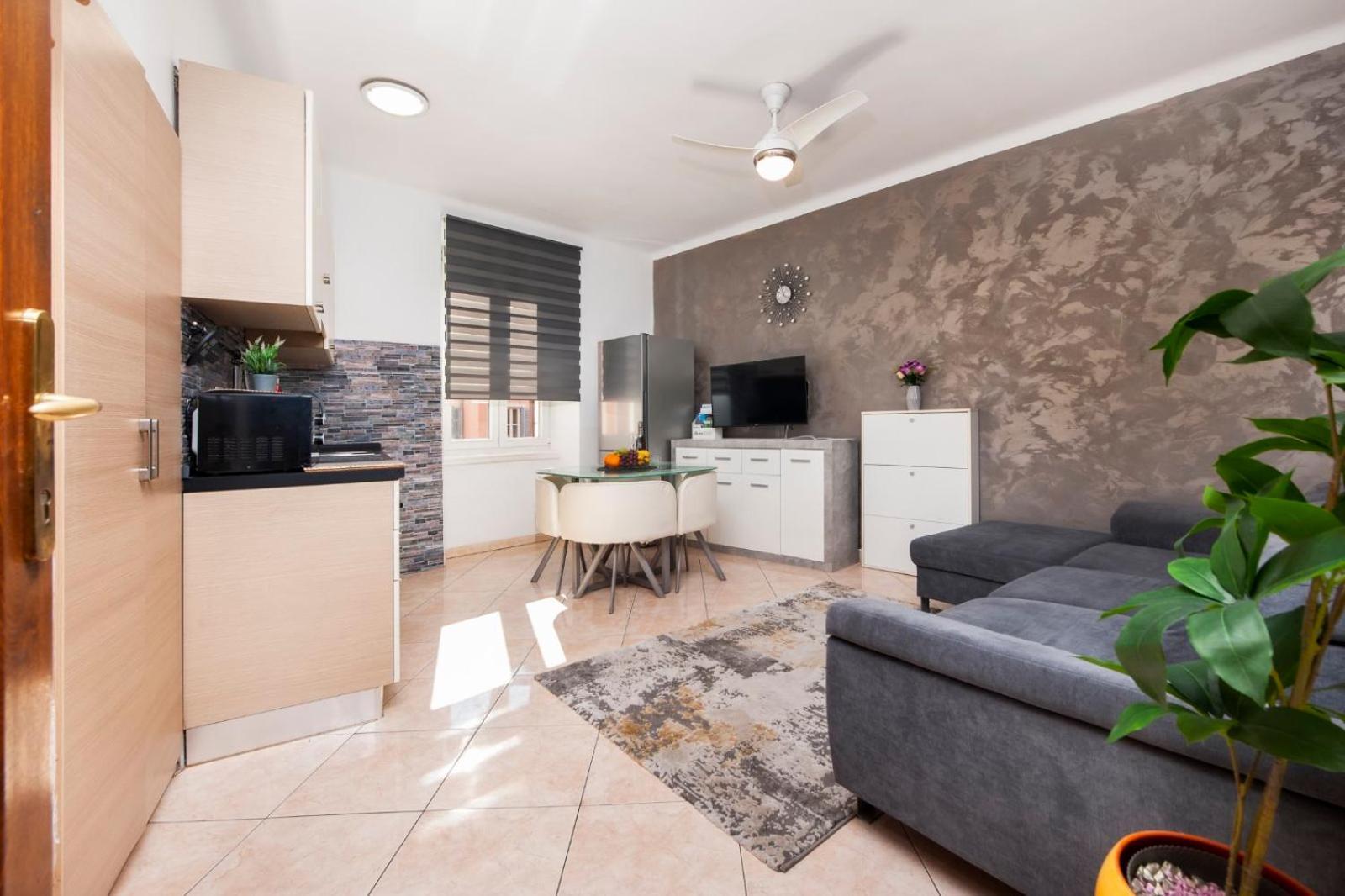 Apartment Rogic Rovinj Exterior foto